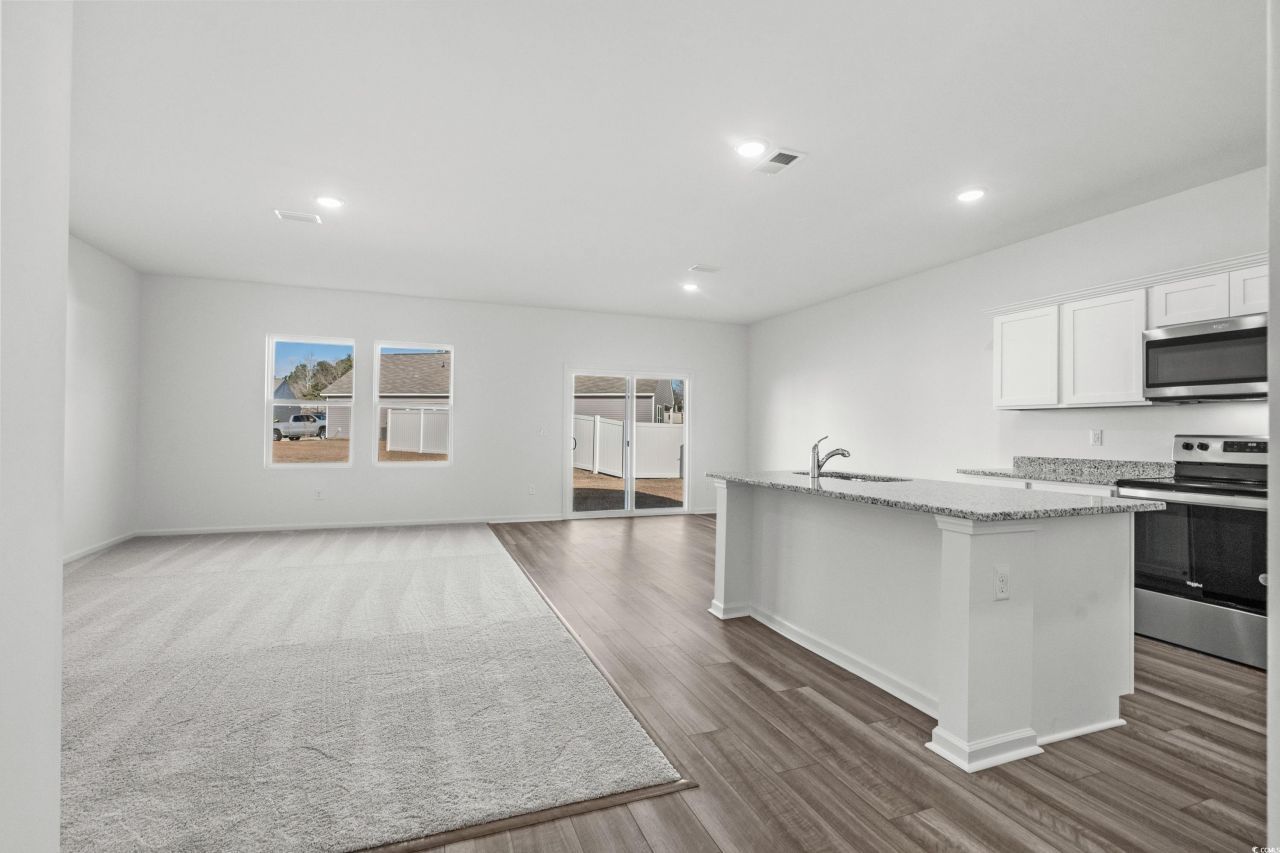 443 Castillo Dr. Photo 9