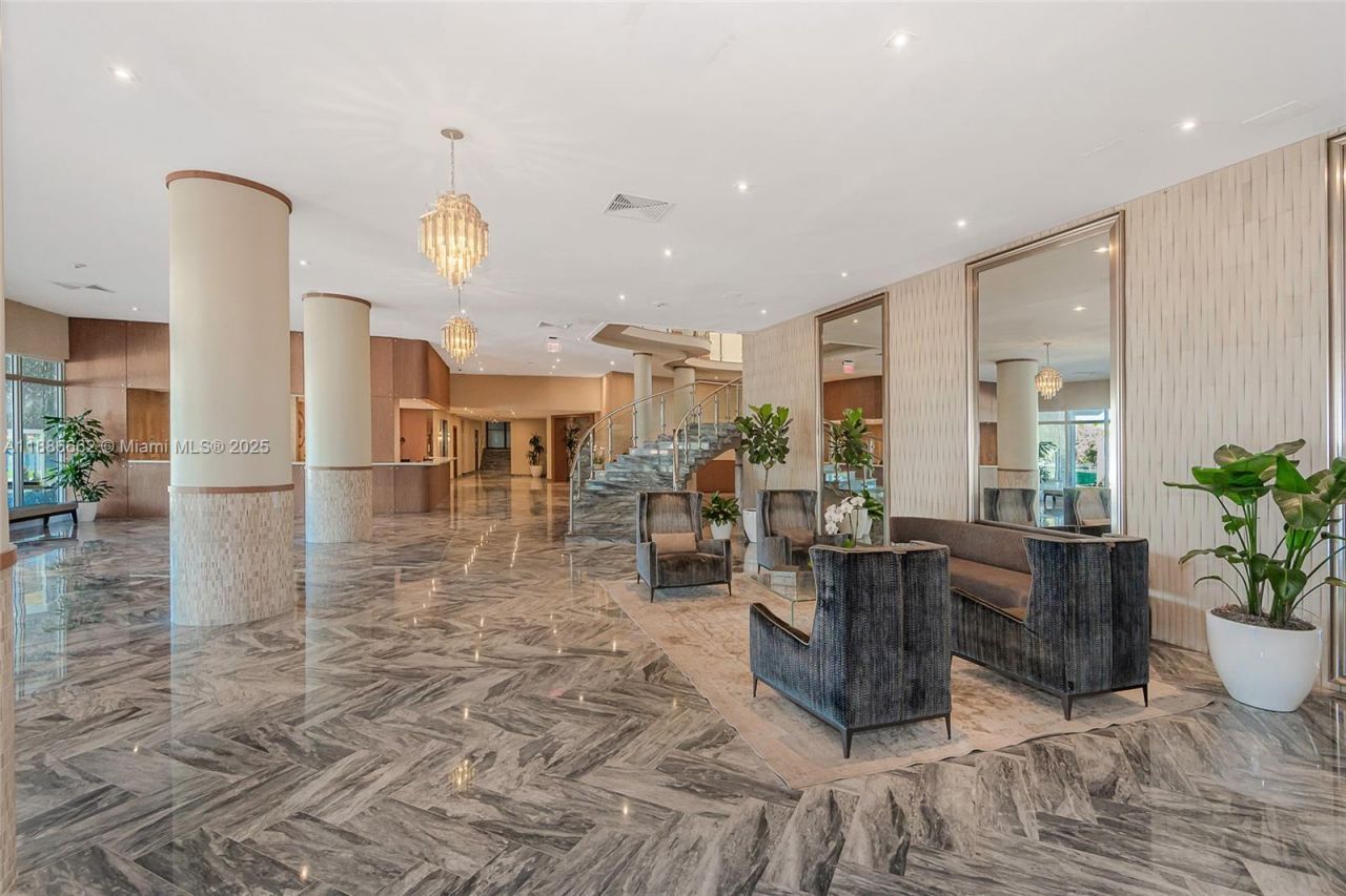 5401 Collins Ave, Unit CU-9, Miami Beach, FL 33140 Photo