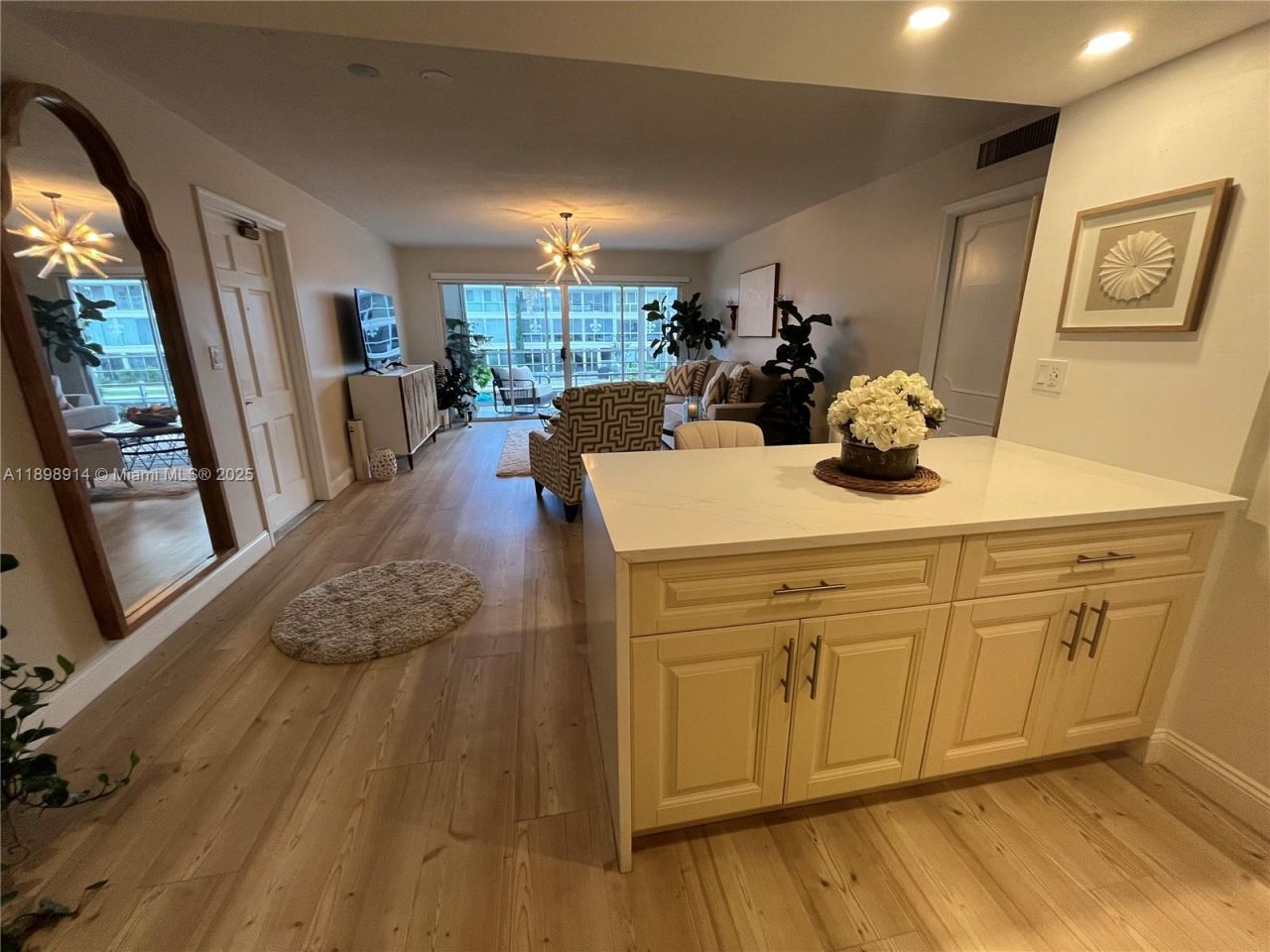 3050 NE 48th St, Unit 205, Fort Lauderdale, FL 33308 Photo