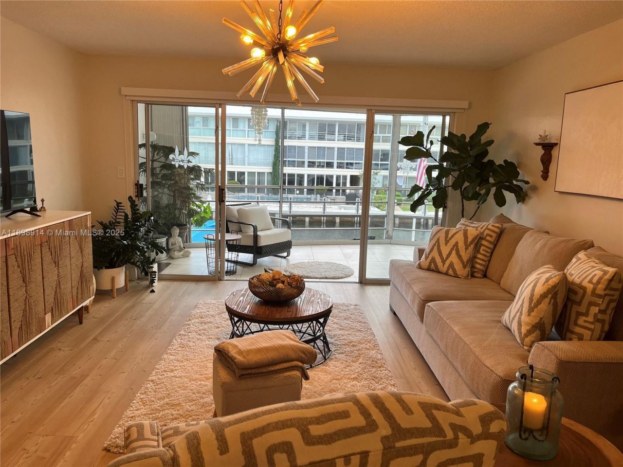 3050 NE 48th St, Unit 205, Fort Lauderdale, FL 33308 Photo