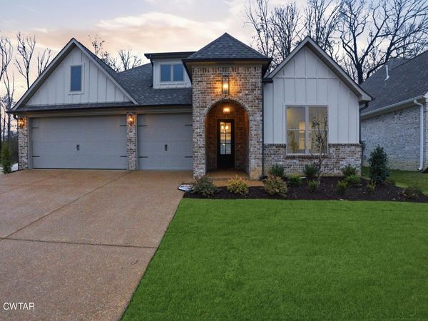 61 Kings Pond Cove , Jackson, TN 38305