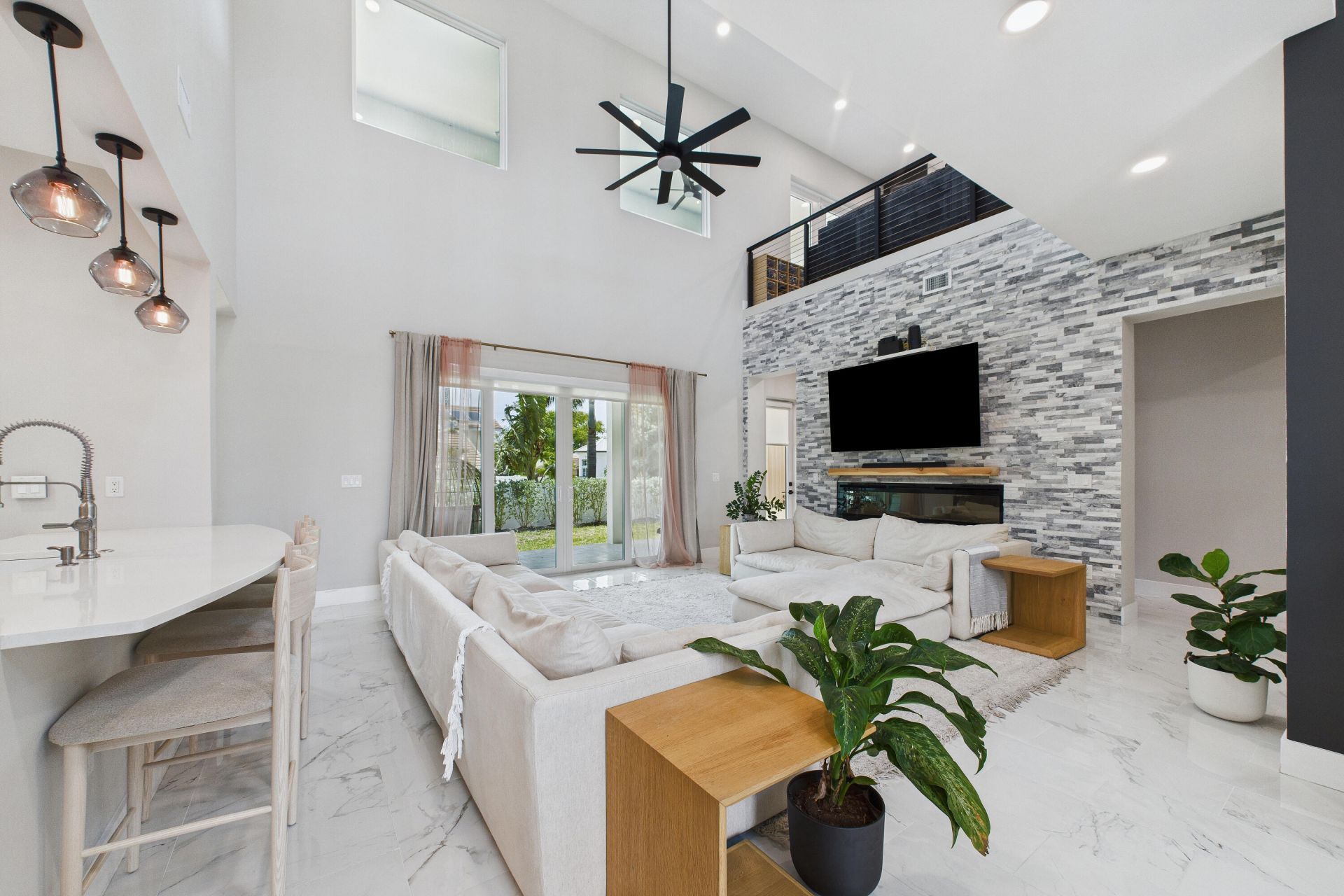 2345 N Riverside Drive, Melbourne, FL 32903 Photo