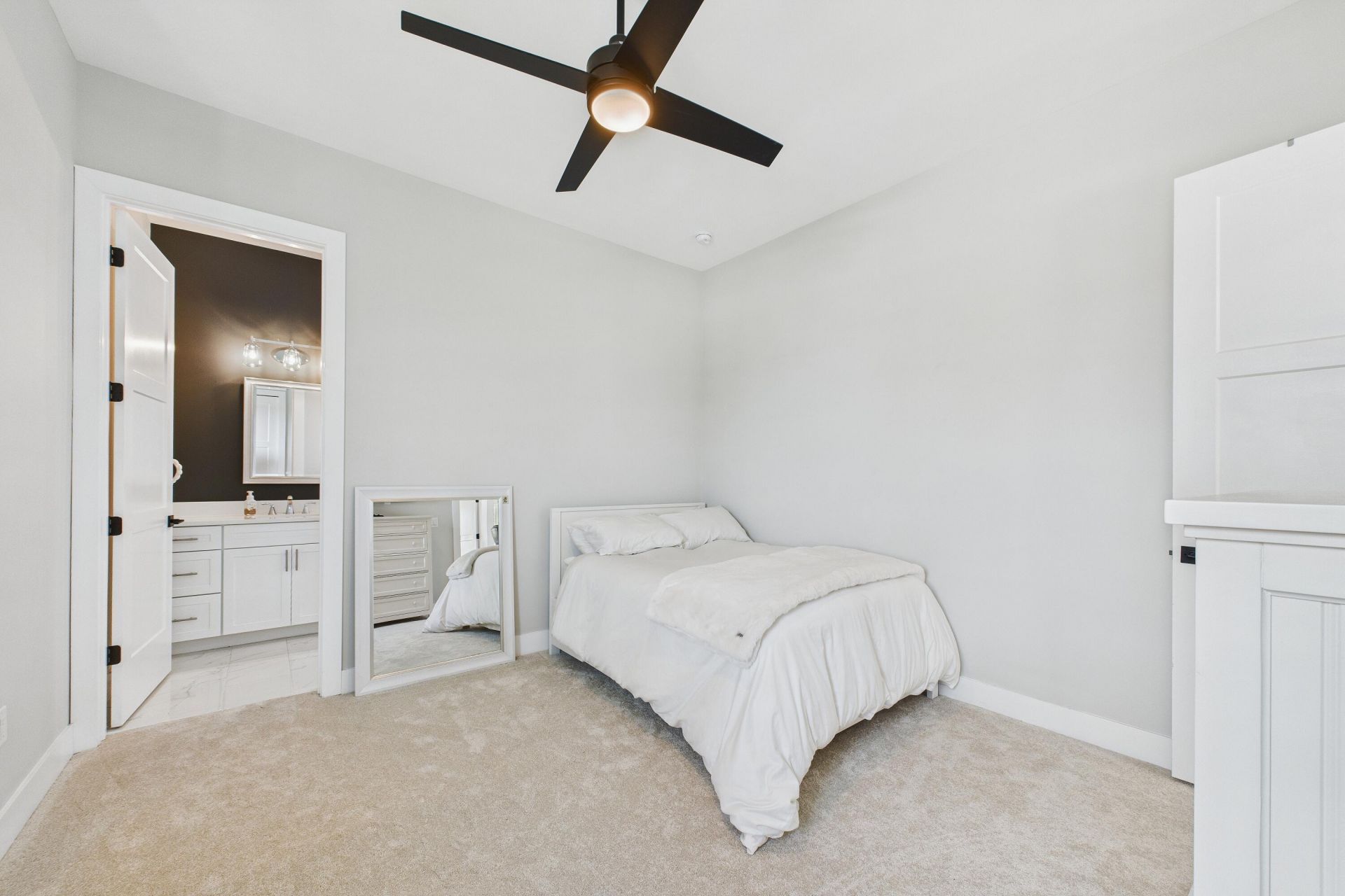 2345 N Riverside Drive, Melbourne, FL 32903 Photo