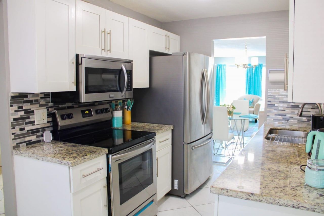 3120 N Pine Island Road, Unit 203, Sunrise, FL 33351 Photo