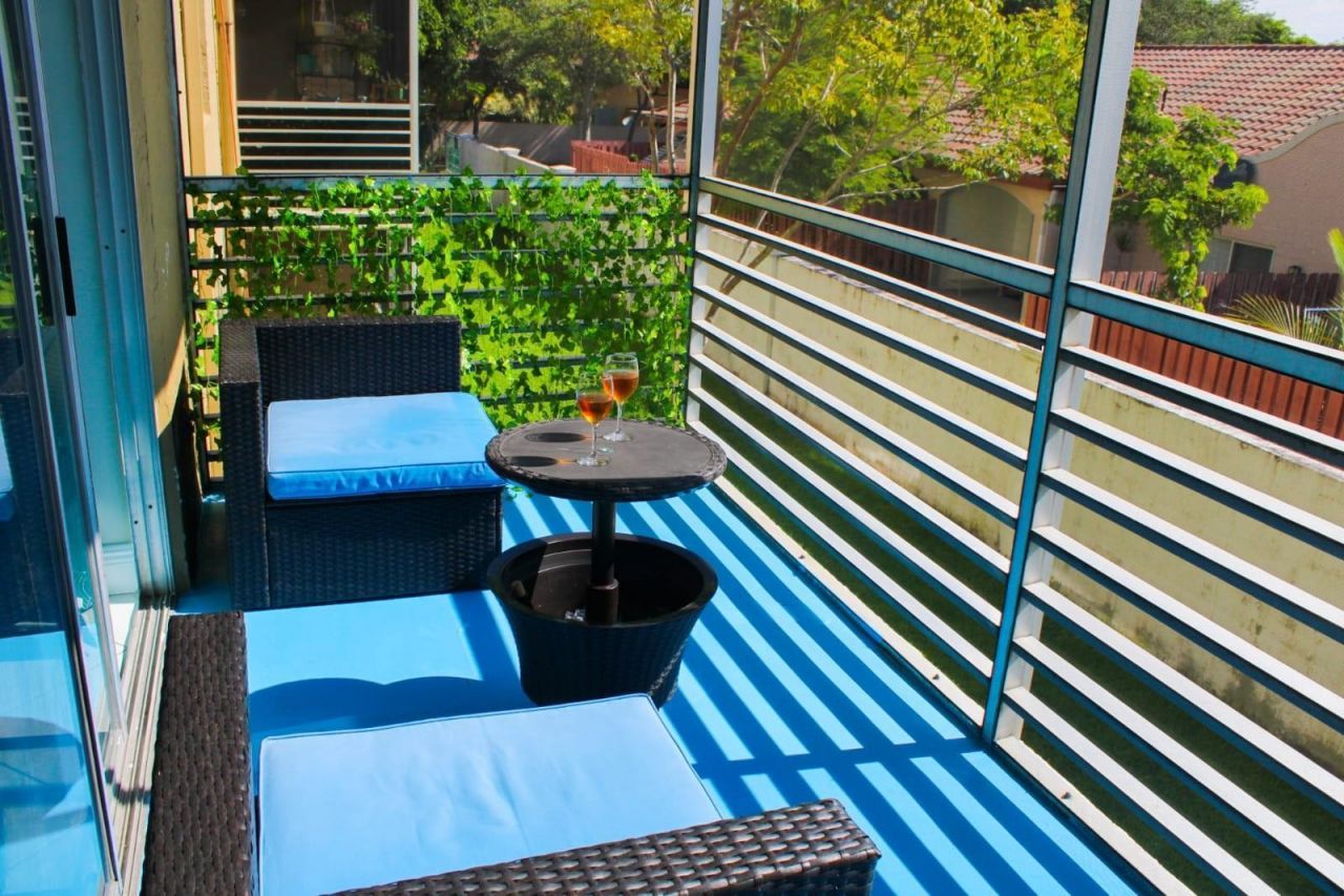 3120 N Pine Island Road, Unit 203, Sunrise, FL 33351 Photo