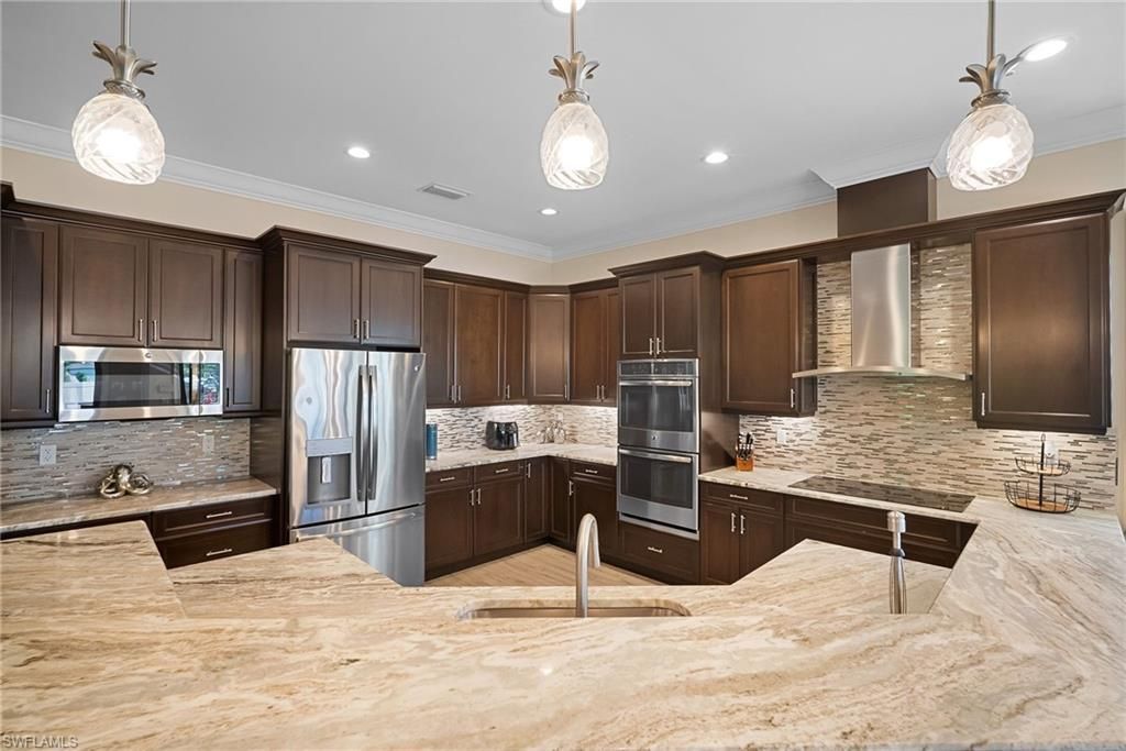 699 98th Ave N, Naples, FL 34108 Photo