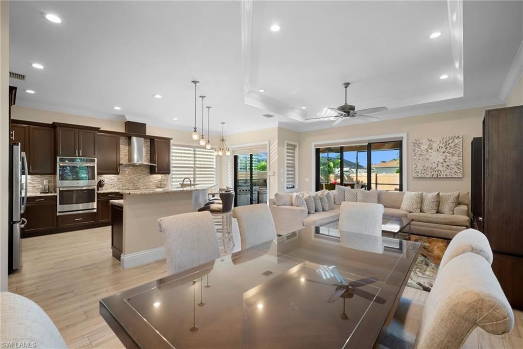 699 98th Ave N, Naples, FL 34108 Photo