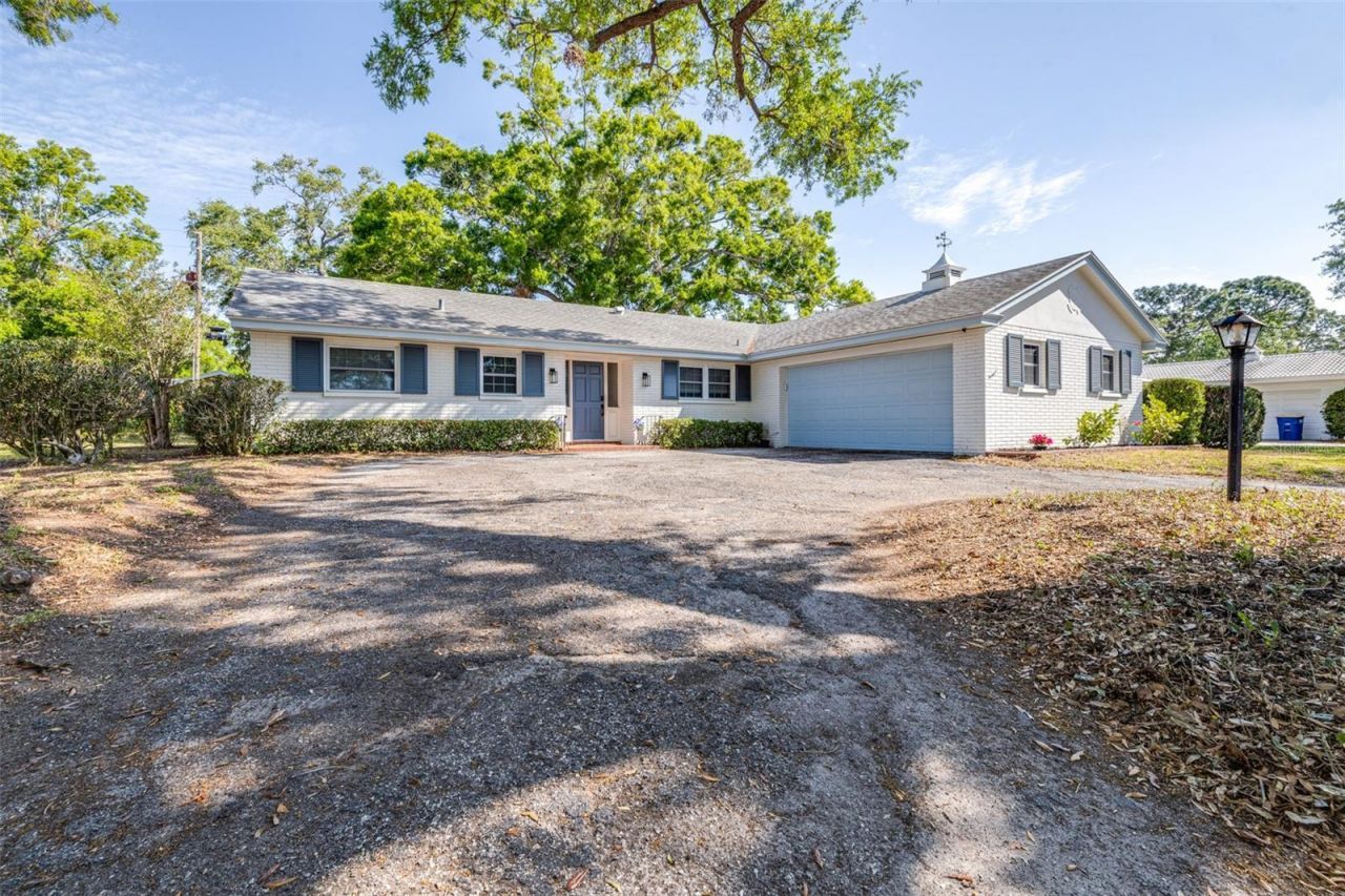 2244 Glenmoor Road N, Clearwater, FL 33764 Main Photo