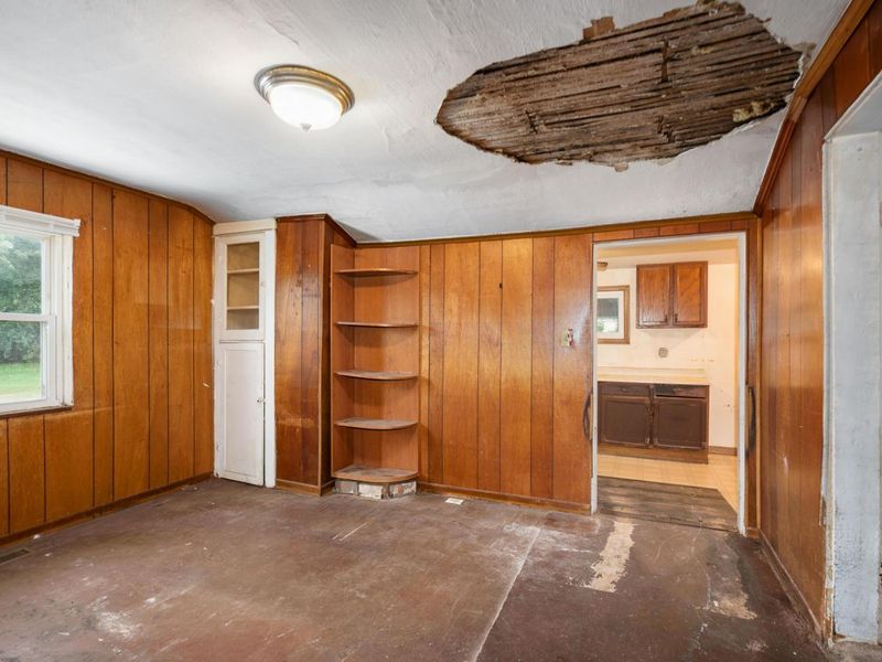 551 E Main Street, Circleville, OH 43113 Photo 10