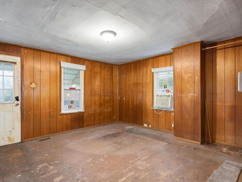 551 E Main Street, Circleville, OH 43113 Photo 11