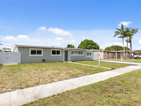 19602 NW 37th Ct, Miami Gardens, FL 33055