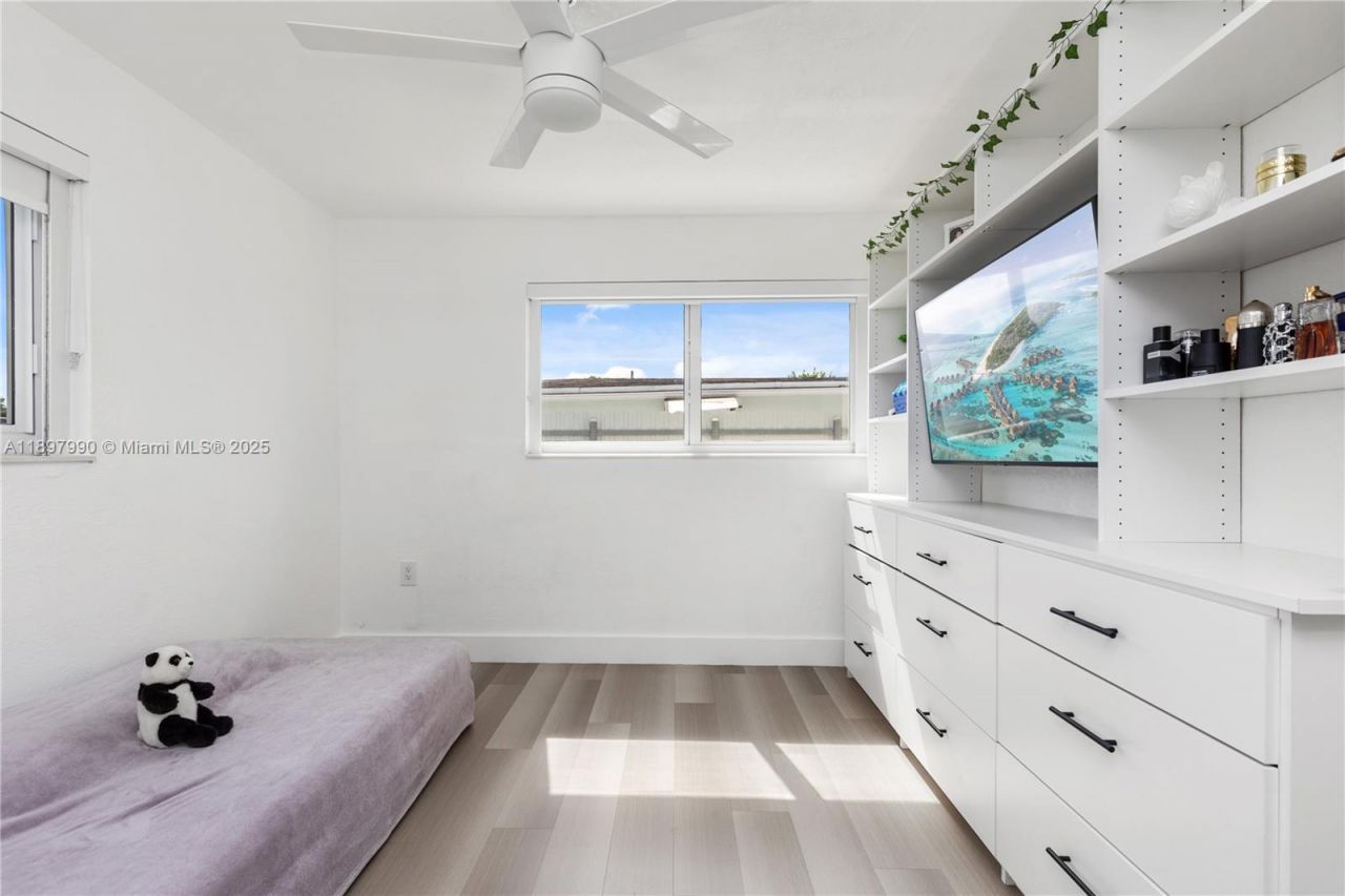 19602 NW 37th Ct, Miami Gardens, FL 33055 Photo