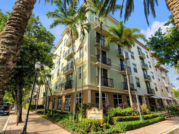 1900 Van Buren St, Unit 206B, Hollywood, FL 33020