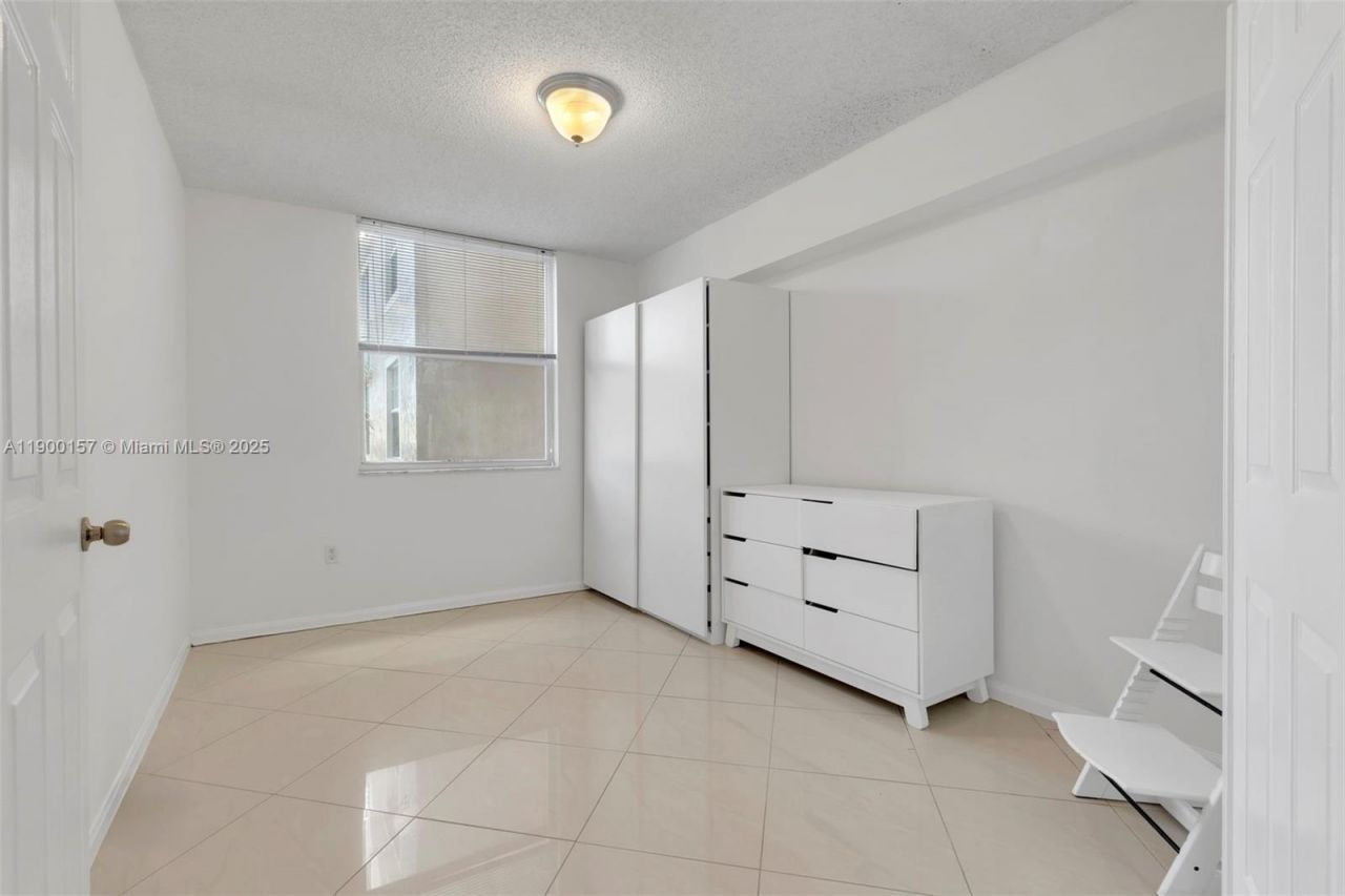 1900 Van Buren St, Unit 206B, Hollywood, FL 33020 Photo