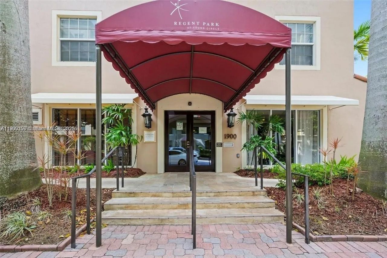 1900 Van Buren St, Unit 206B, Hollywood, FL 33020 Photo