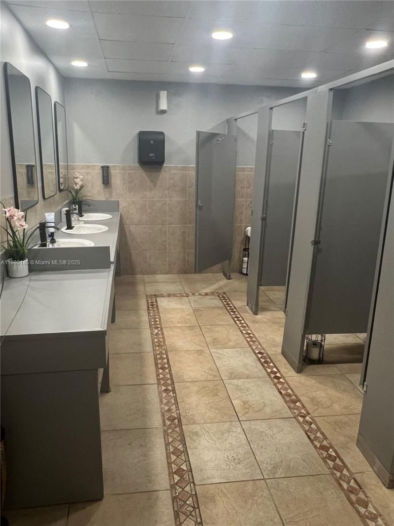 3800 N University Dr, Unit 3842-3846, Sunrise, FL 33351 Photo