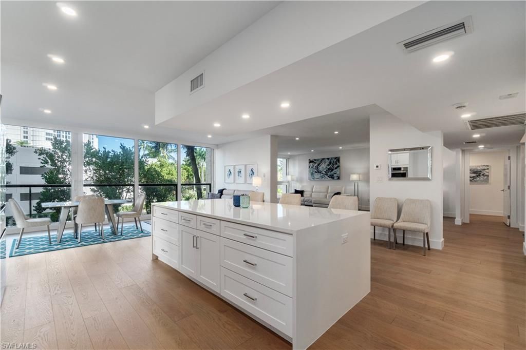 4031 Gulf Shore Blvd N, Unit 22, Naples, FL 34103 Photo