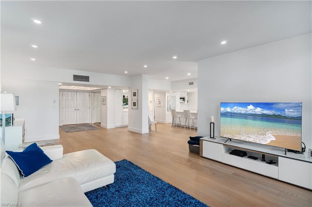 4031 Gulf Shore Blvd N, Unit 22, Naples, FL 34103 Photo