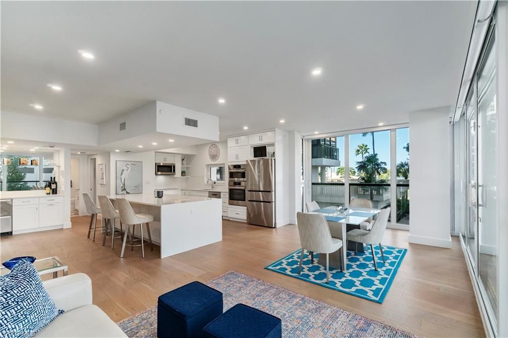 4031 Gulf Shore Blvd N, Unit 22, Naples, FL 34103 Photo