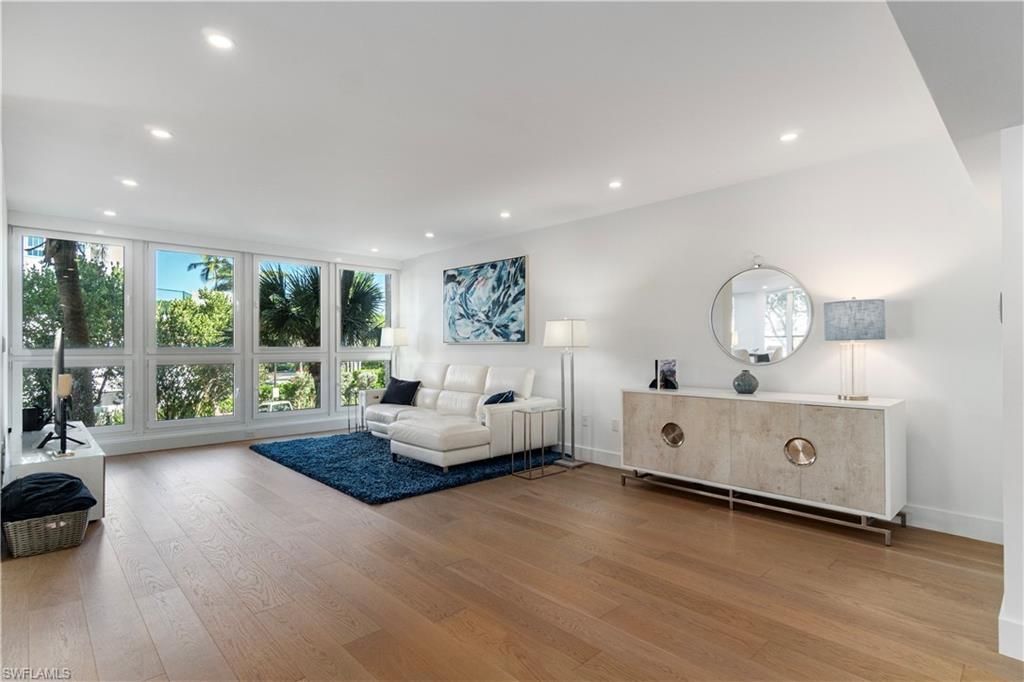 4031 Gulf Shore Blvd N, Unit 22, Naples, FL 34103 Photo