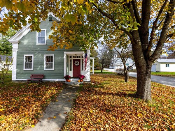 48 Cross Street, Newbury, VT 05051