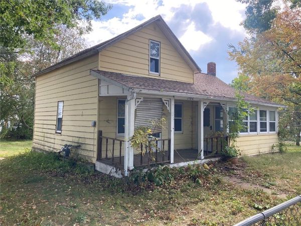 302 Lewis Street, Mt Auburn, IA 52313