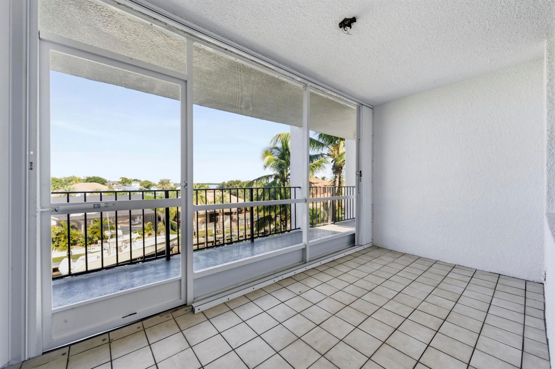 109 Paradise Harbour Blvd, Unit 415, North Palm Beach, FL 33408 Photo