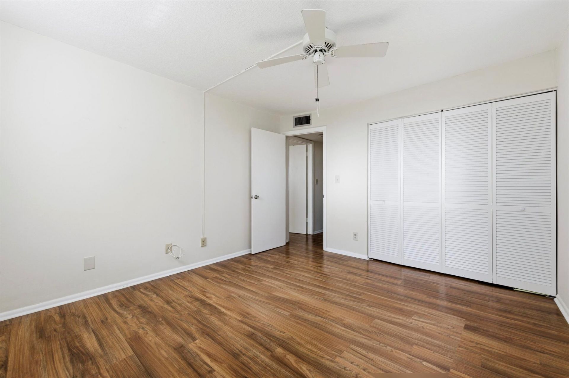 109 Paradise Harbour Blvd, Unit 415, North Palm Beach, FL 33408 Photo