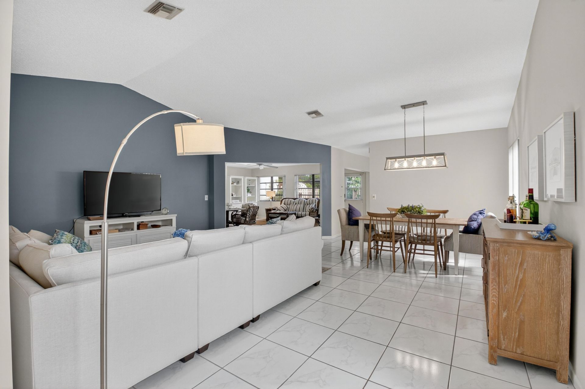 1301 NW 23rd Lane, Delray Beach, FL 33445 Photo