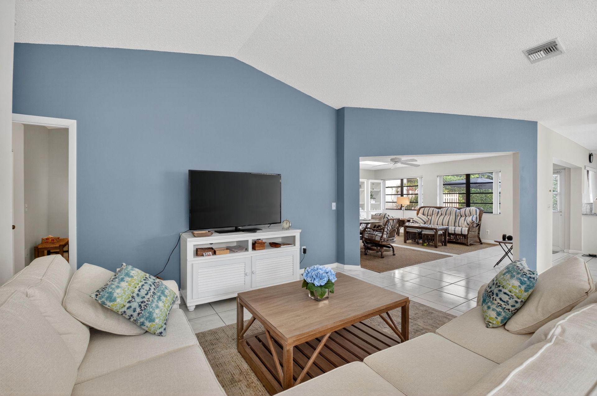 1301 NW 23rd Lane, Delray Beach, FL 33445 Photo