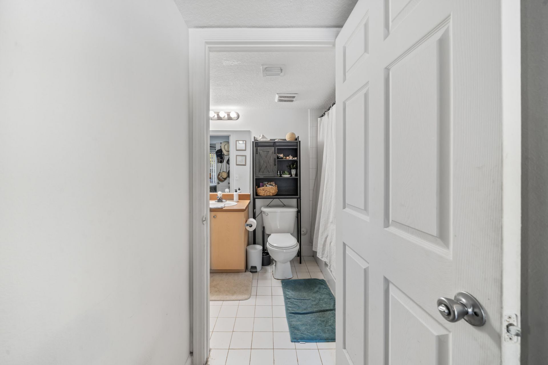 4115 San Marino Boulevard, Unit 107, West Palm Beach, FL 33409 Photo