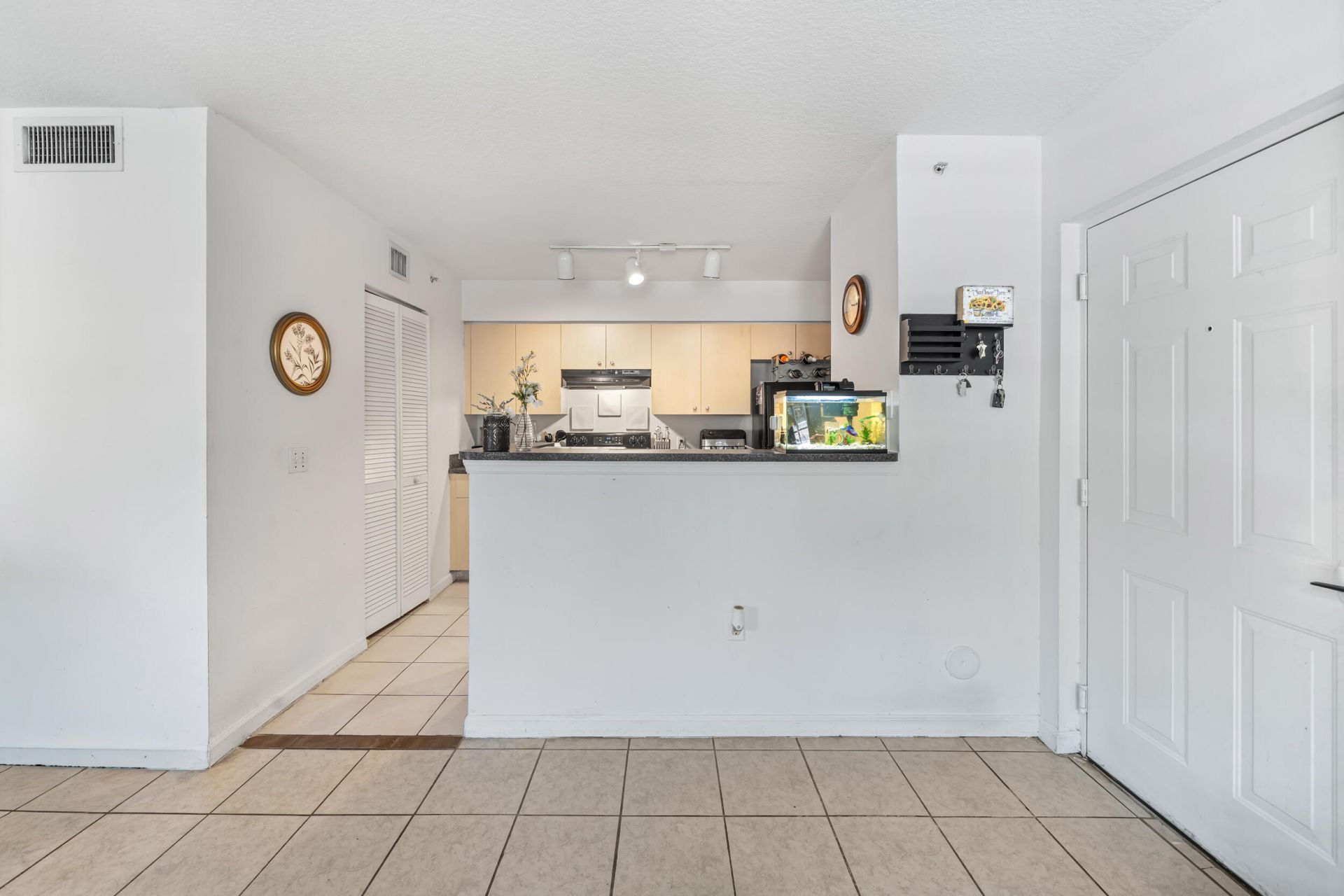 4115 San Marino Boulevard, Unit 107, West Palm Beach, FL 33409 Photo