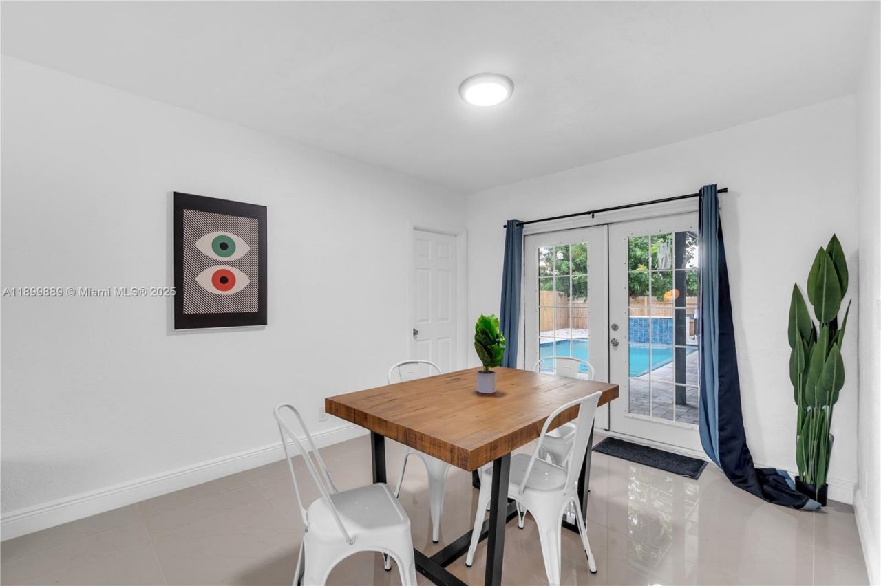 3961 NW 34th Ave, Lauderdale Lakes, FL 33309 Photo