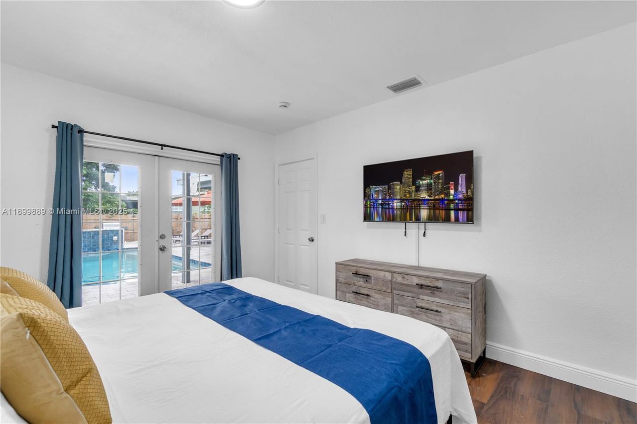 3961 NW 34th Ave, Lauderdale Lakes, FL 33309 Photo