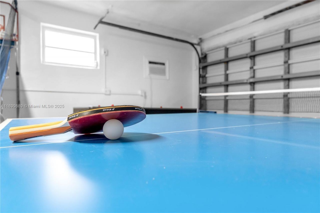 3961 NW 34th Ave, Lauderdale Lakes, FL 33309 Photo