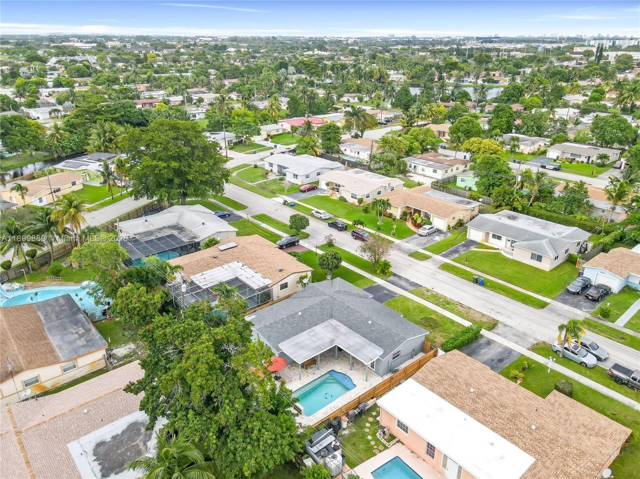 3961 NW 34th Ave, Lauderdale Lakes, FL 33309 Photo