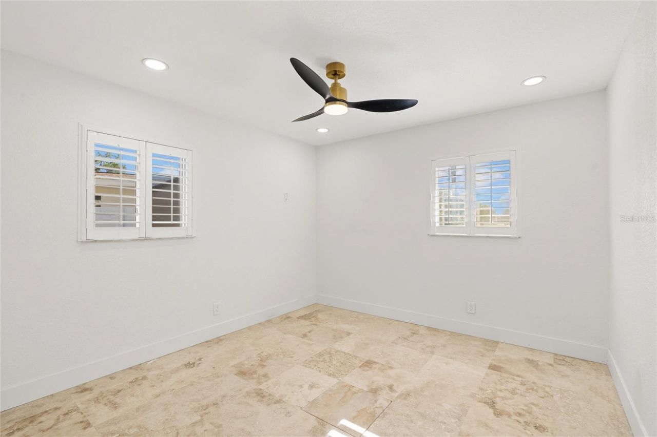 4681 Shore Acres Boulevard Ne, Saint Petersburg, FL 33703 Photo