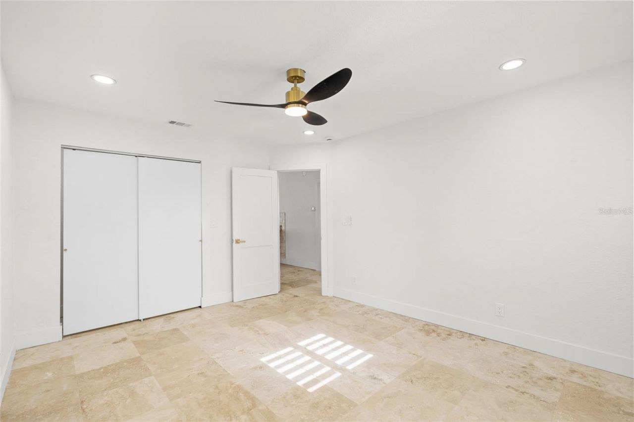 4681 Shore Acres Boulevard Ne, Saint Petersburg, FL 33703 Photo