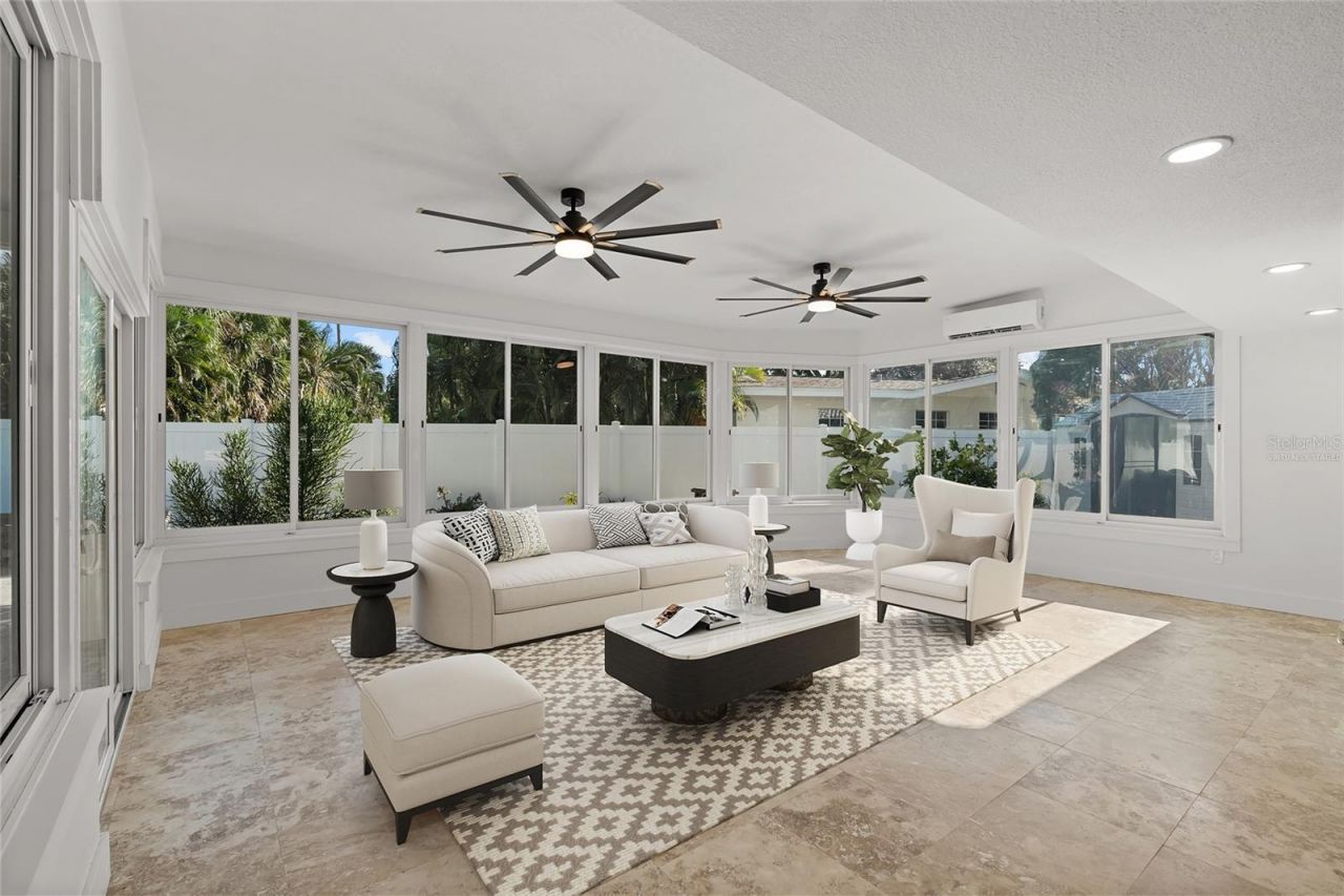 4681 Shore Acres Boulevard Ne, Saint Petersburg, FL 33703 Photo