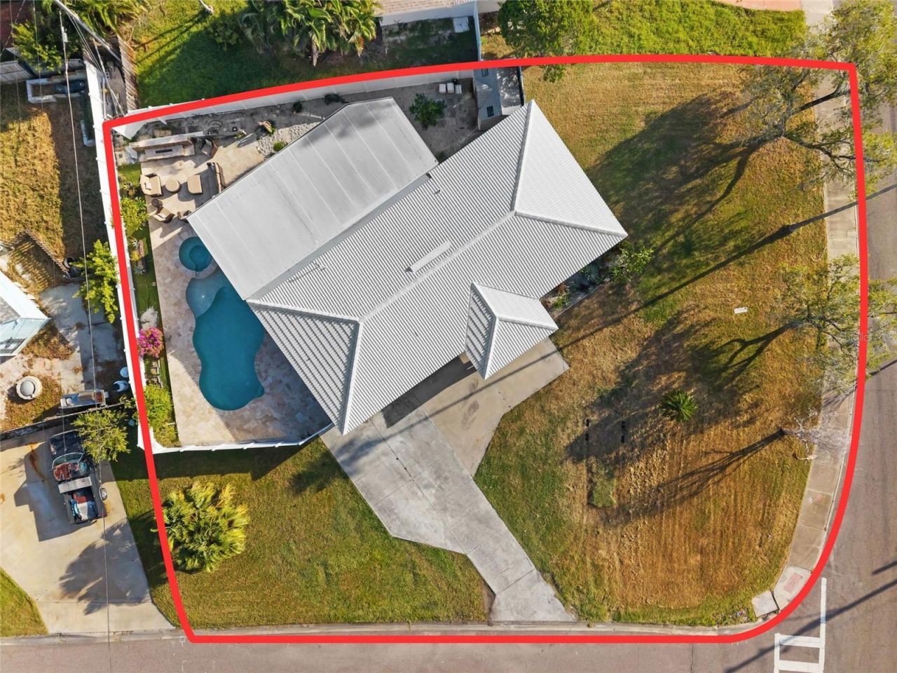 4681 Shore Acres Boulevard Ne, Saint Petersburg, FL 33703 Photo