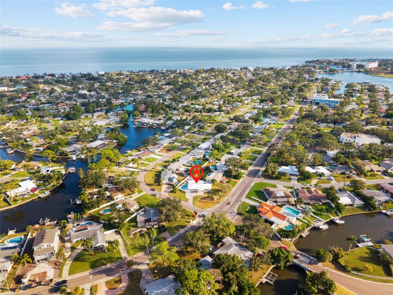 4681 Shore Acres Boulevard Ne, Saint Petersburg, FL 33703 Photo