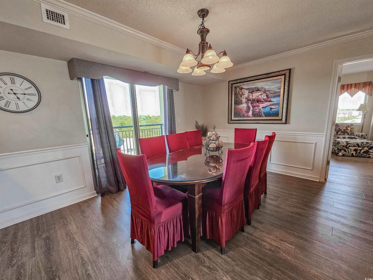 8560 Queensway Blvd. Photo 13