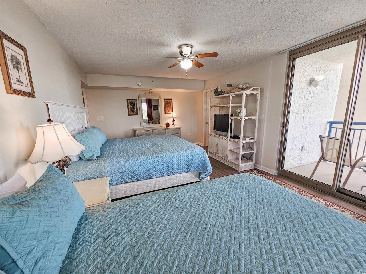 8560 Queensway Blvd. Photo 26