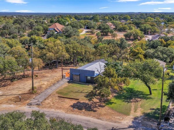 111 W Lakeshore DR, Sunrise Beach Village, TX 78643