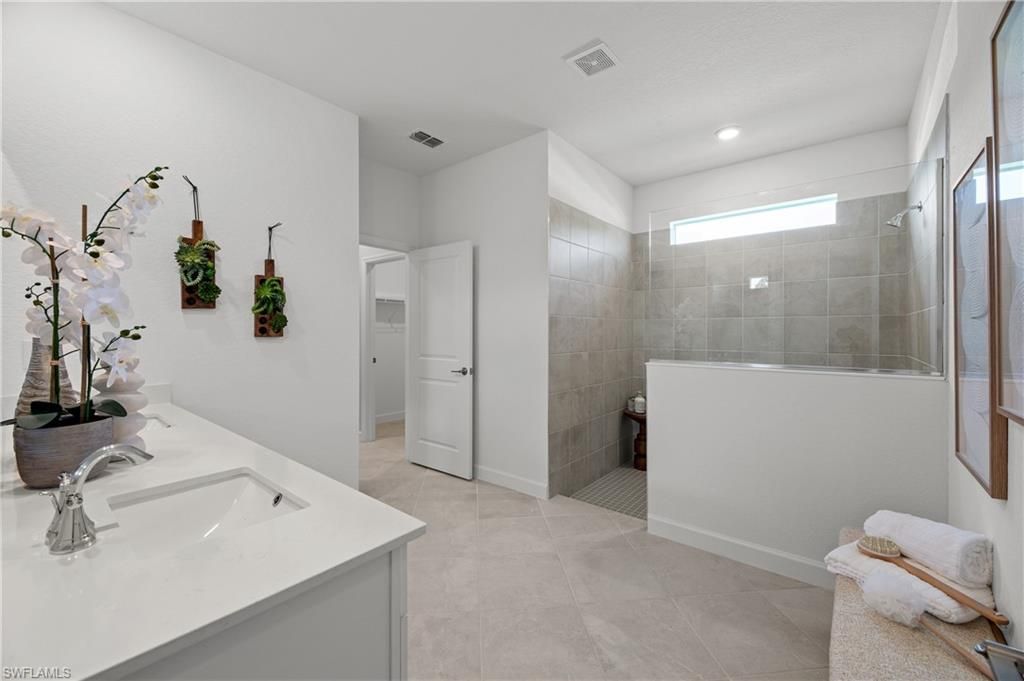 3957 Button Sage Rd, Alva, FL 33920 Photo