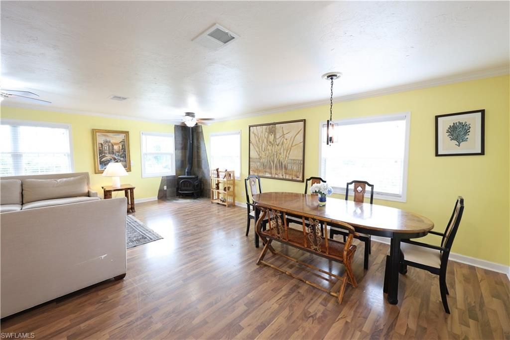 8642 Whispering Pines Dr, Saint James City, FL 33956 Photo