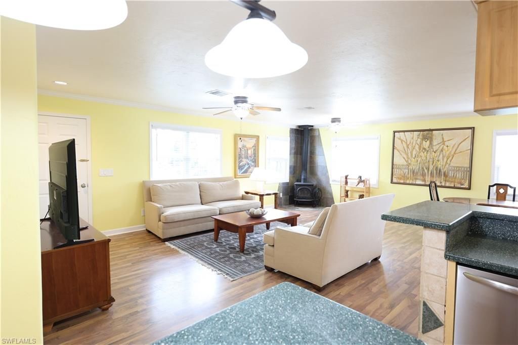 8642 Whispering Pines Dr, Saint James City, FL 33956 Photo