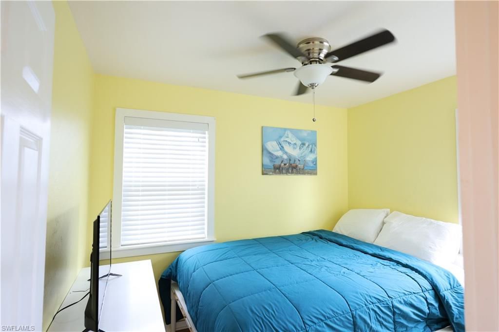 8642 Whispering Pines Dr, Saint James City, FL 33956 Photo