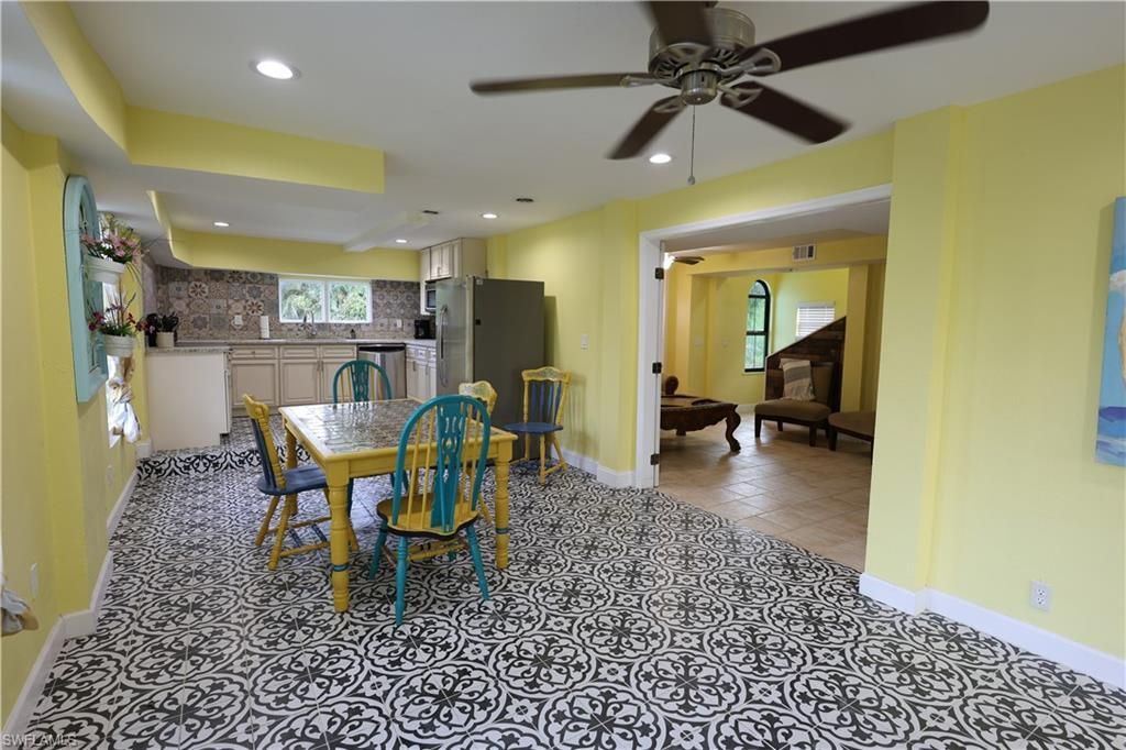 8642 Whispering Pines Dr, Saint James City, FL 33956 Photo