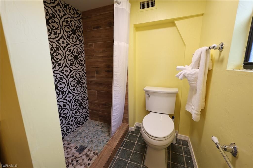 8642 Whispering Pines Dr, Saint James City, FL 33956 Photo